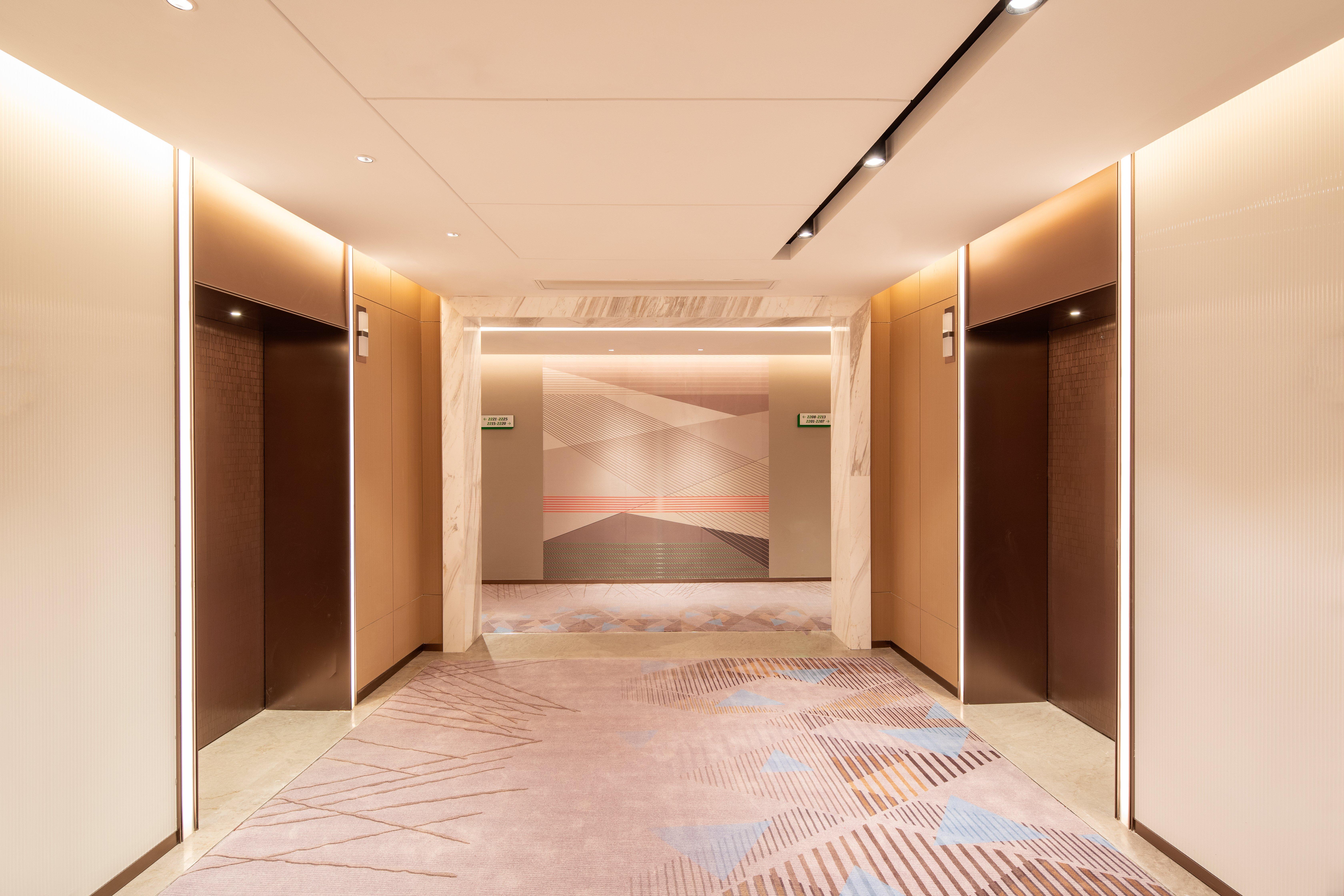 Nanjing Road, An Ihg Shanghai